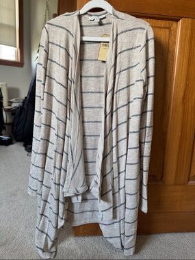 American Eagle Outfitters Beige and Gray Striped Open-Front Cardigan